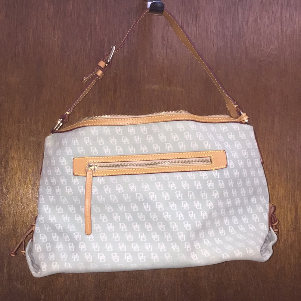 Dooney & Bourke bag
